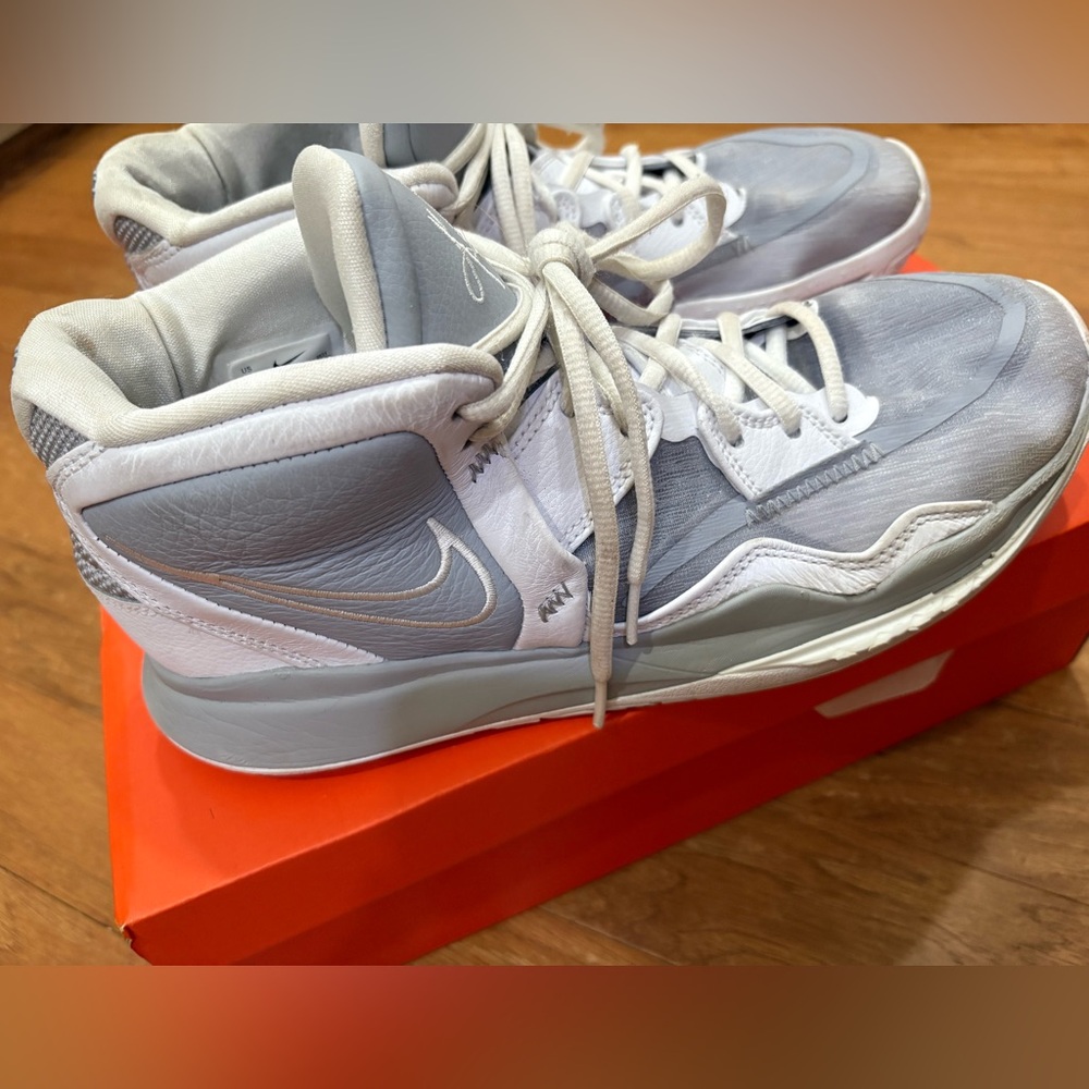 NIKE KYRIE INFINITY TB BASKETBALL/VOLLEYBALL SHOES